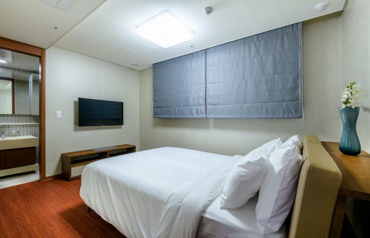 Seaside Arden Hotel Seogwipo-stad Buitenkant foto